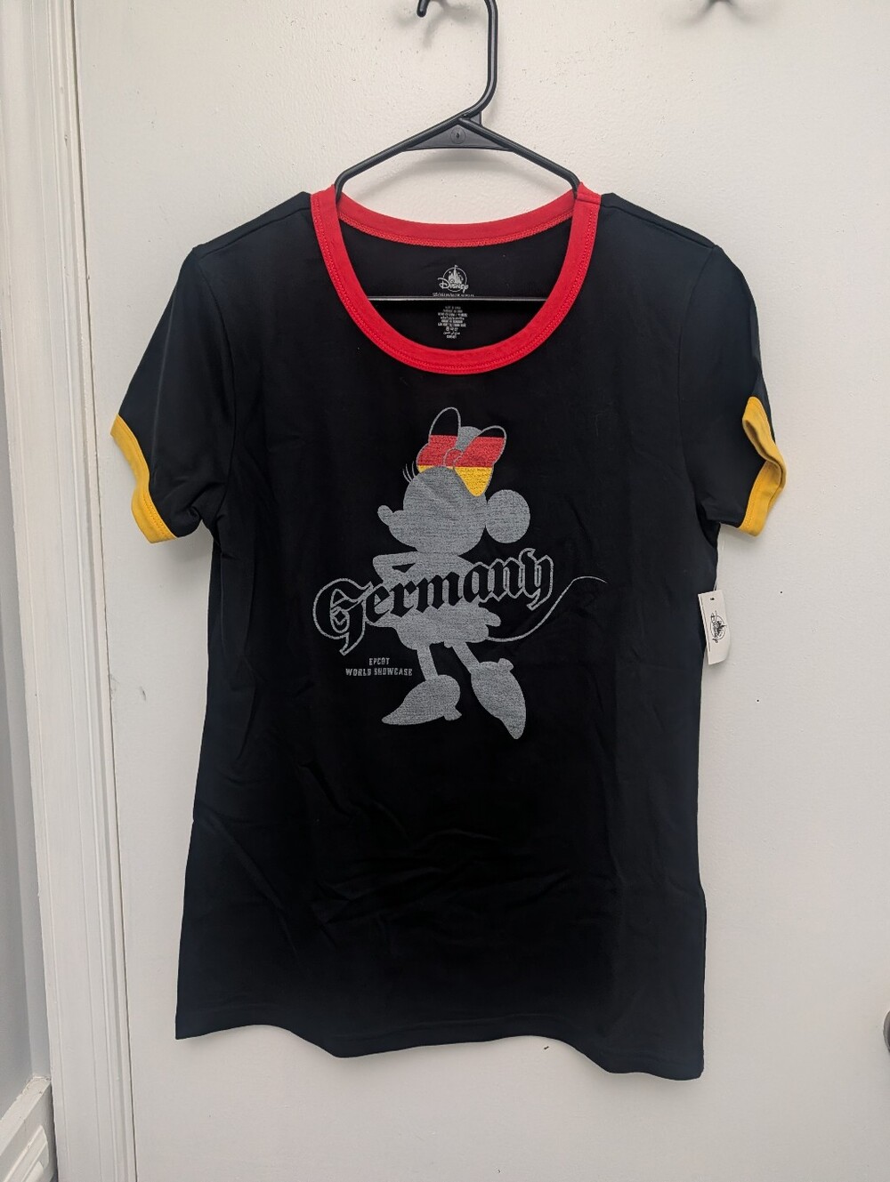 Disney Parks Minnie Germany T Shirt